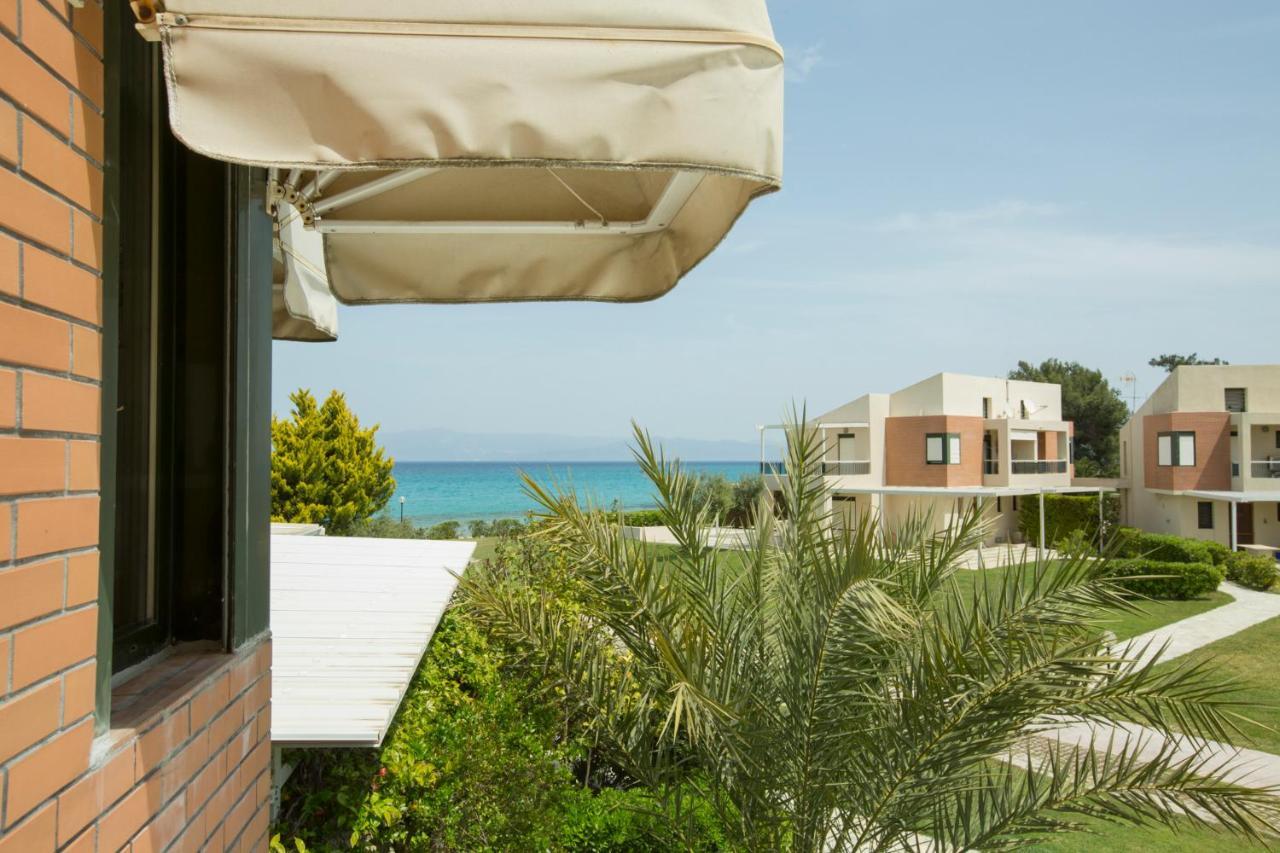Villa Dihtia On The Sea Pefkochori Luaran gambar