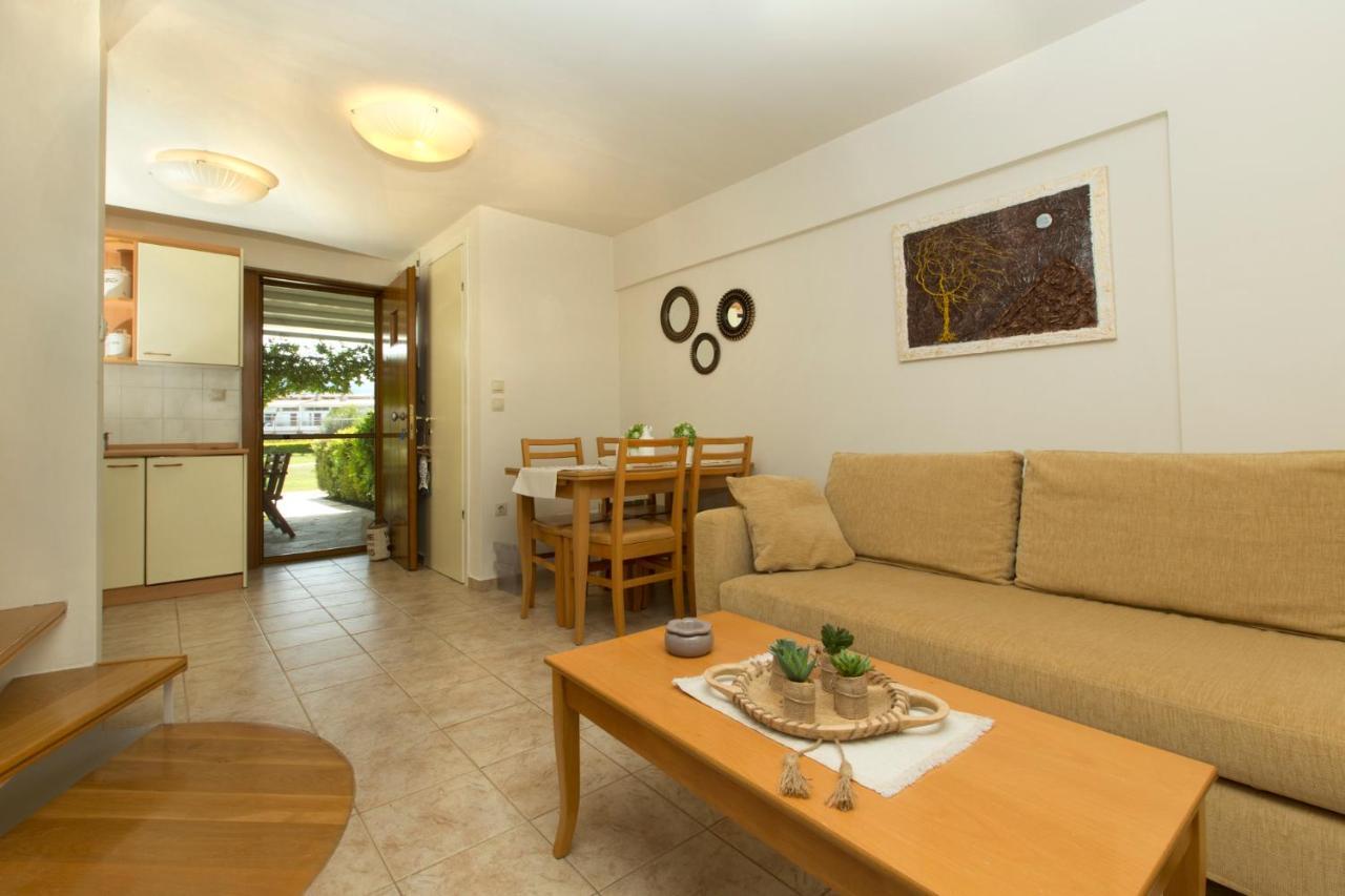 Villa Dihtia On The Sea Pefkochori Luaran gambar